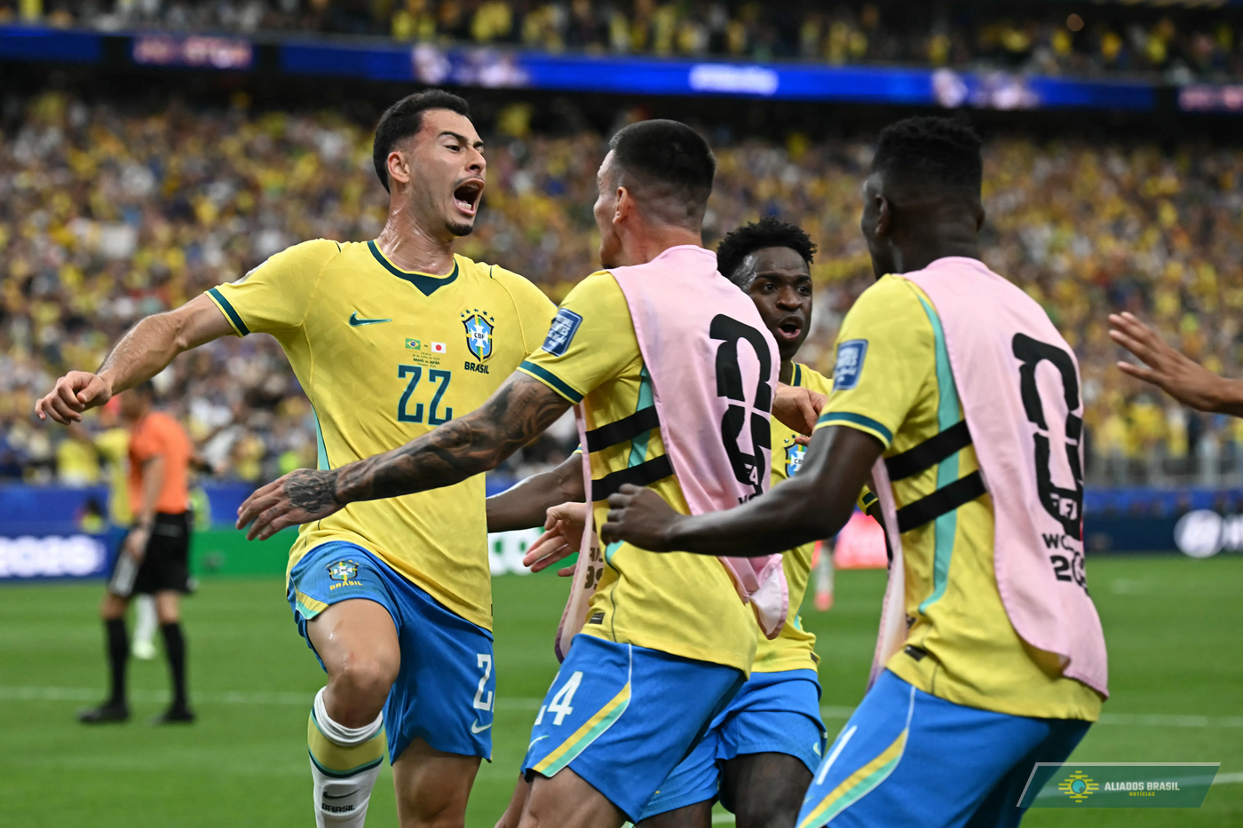 De virada! Martinelli marca no último minuto e Brasil vai às oitavas 