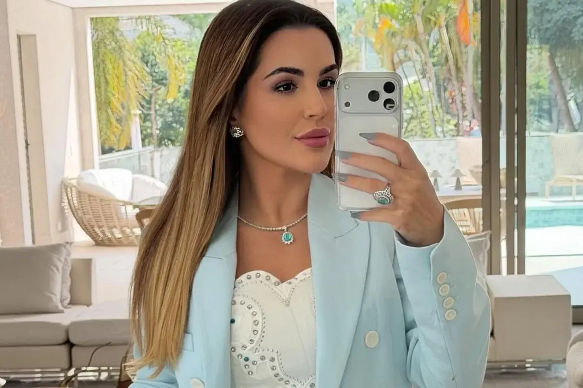 Deolane recebe pratos defecados e já matou quatro escorpiões, diz irmã