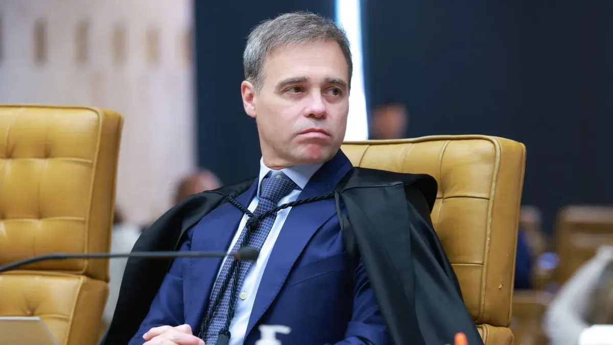 Entorno de Mendonça teme que ordem de ministério afete casos Master e INSS