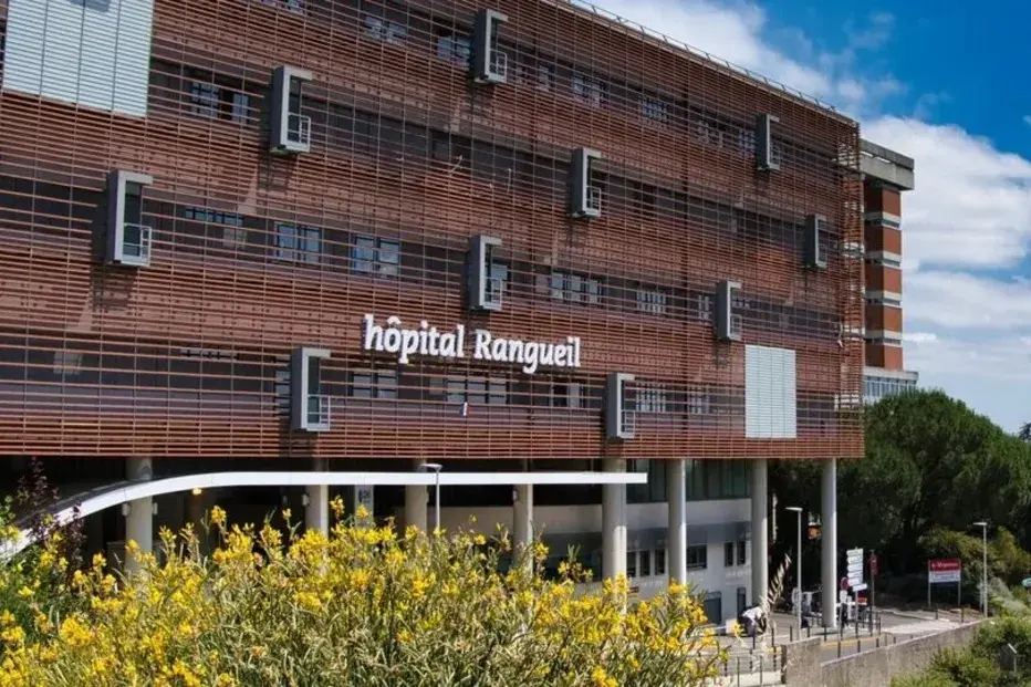Francês chega ao hospital com projétil da I Guerra Mundial no reto e faz acionar brigada antibombas