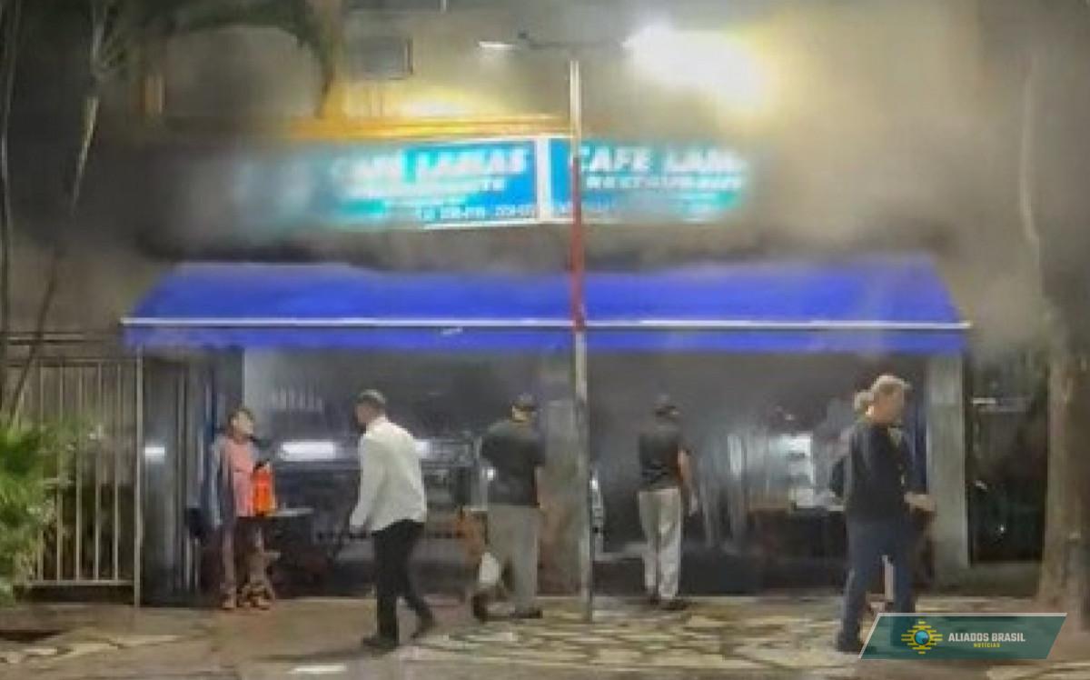 Incêndio atinge restaurante mais antigo da cidade do Rio