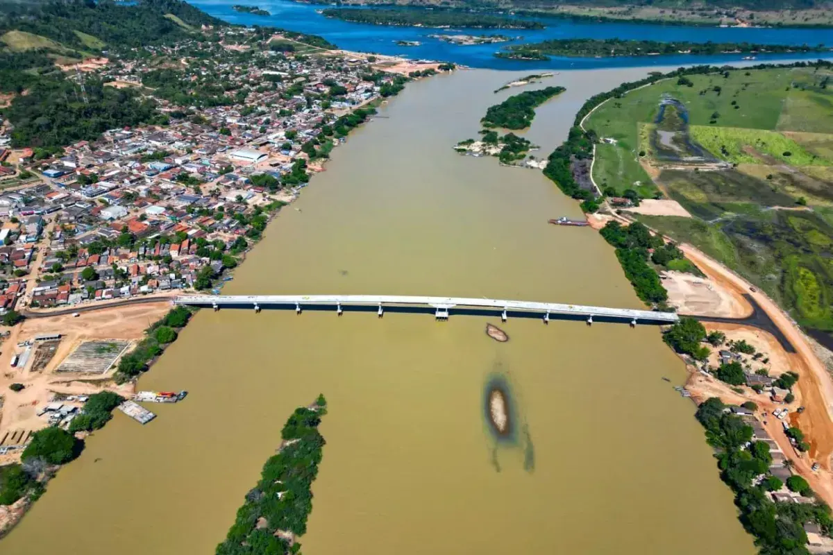 Indígenas morrem em naufrágio no Rio Xingu; adolescente está desaparecido