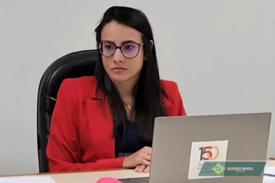 Juíza morta após coleta de óvulos esperou 28h por cirurgia