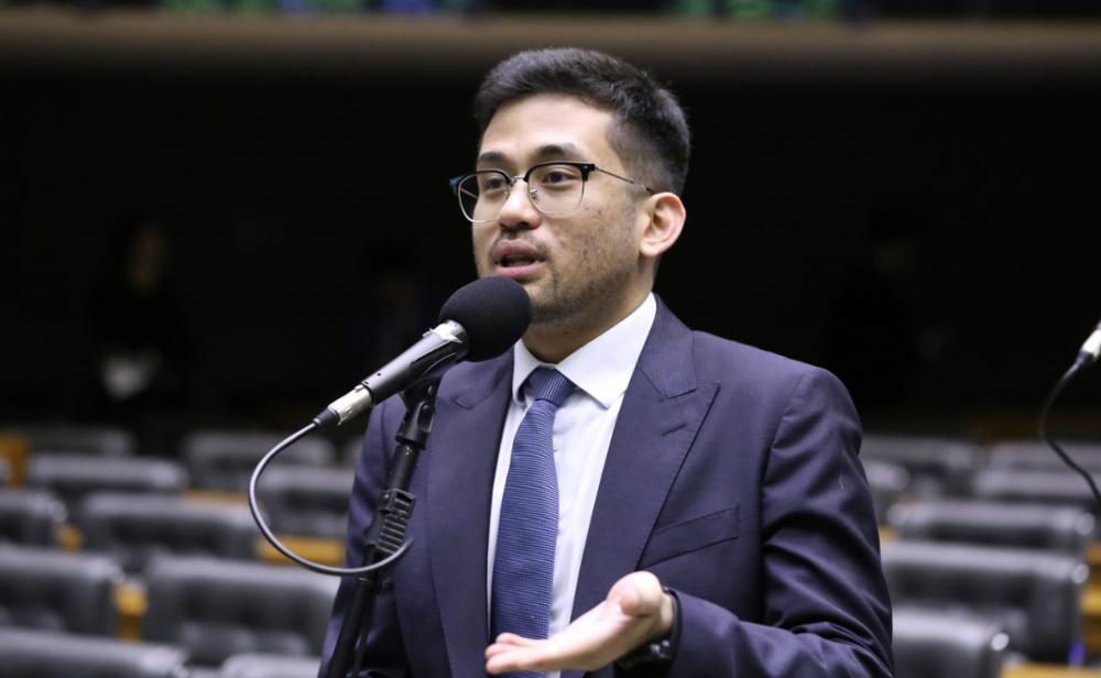 Kim Kataguiri desiste de disputar o governo de SP e tentará reeleição para deputado