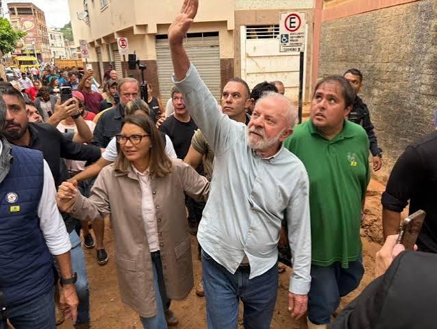 Lula chama Neymar de “primeiro jogador home office”. Vídeo