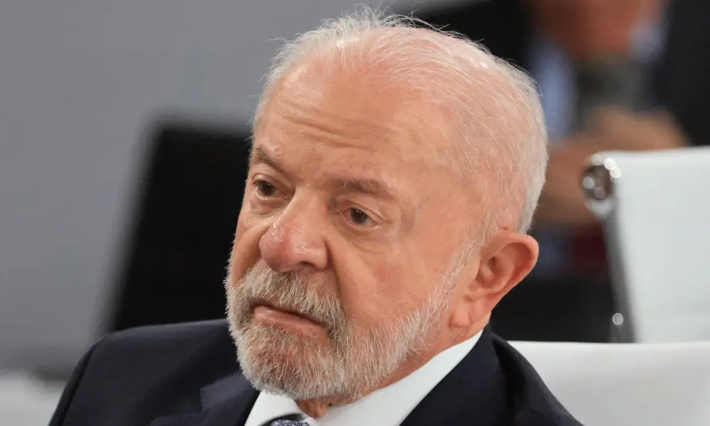 Lula deve ser criticado ou elogiado nessa ida para a cúpula do G7?