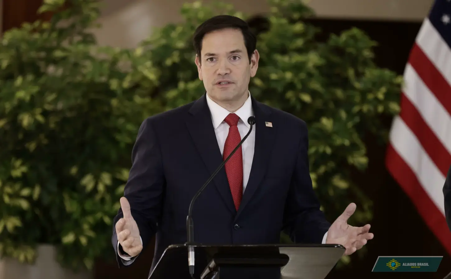 Marco Rubio acompanhará estreia dos EUA na Copa do Mundo 