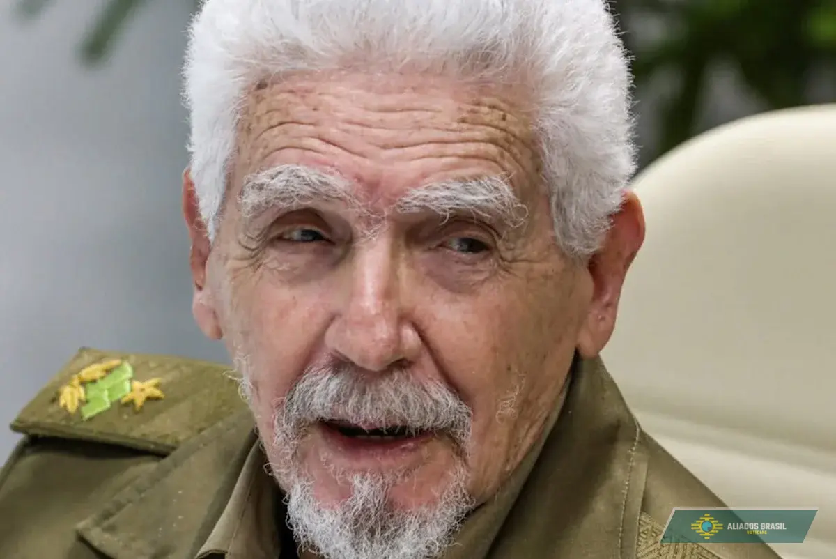 Morre Ramiro Valdés, aliado de Fidel na Revolução Cubana, aos 94 anos