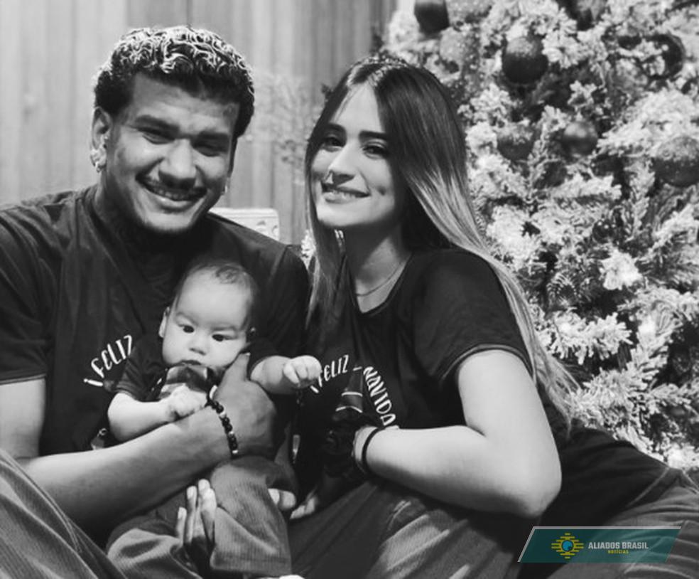 Mulher de jogador de futebol é encontrada morta em meio a escombros após terremoto na Venezuela; filha foi resgatada