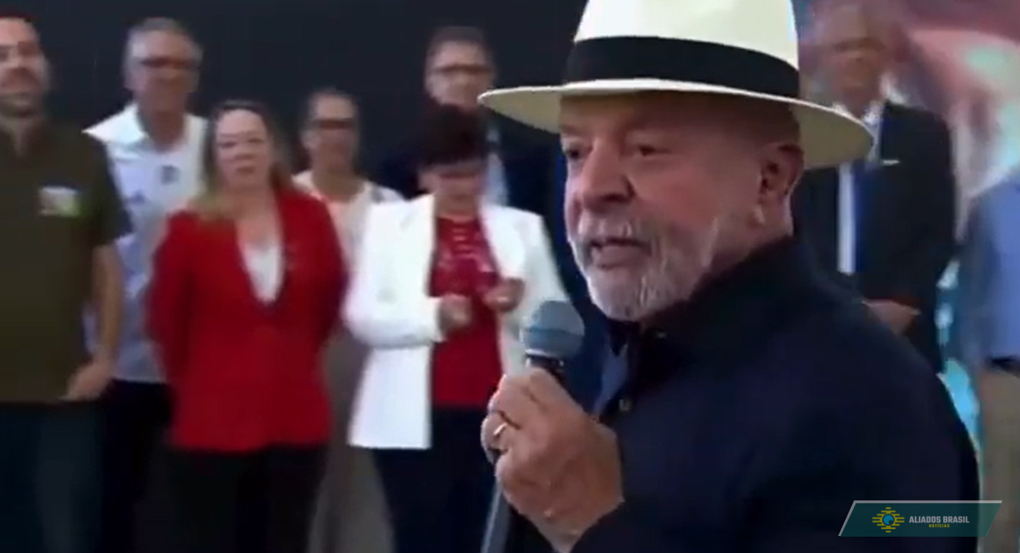 “Por menos que isso, delator de Tiradentes foi enforcado”: a comparação de Lula para criticar os Bolsonaros