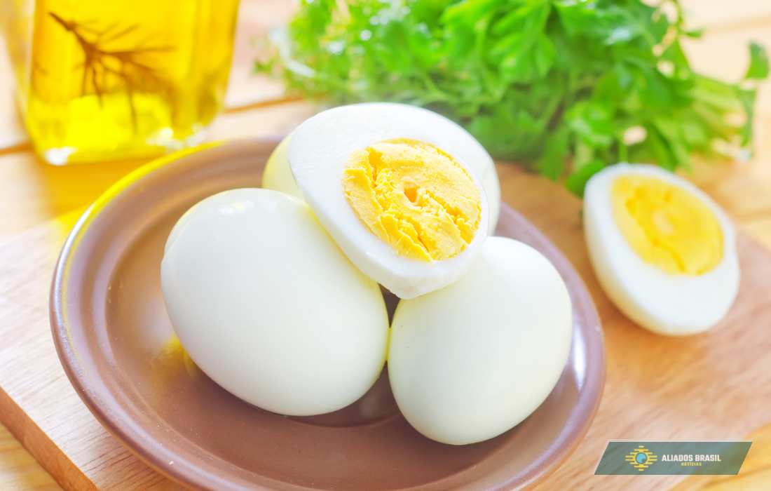 Quantos ovos comer por dia sem aumentar o colesterol? A resposta mudou (e os médicos finalmente concordam)