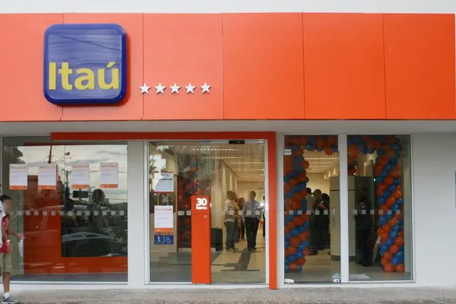 Secretaria do Consumidor notifica Itaú sobre cobranças indevidas
