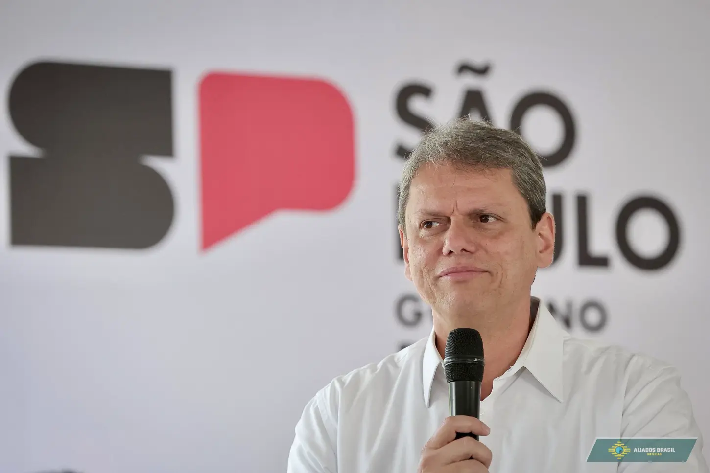 Tarcísio ironiza Haddad: “Melhor ministro da história do Paraguai”