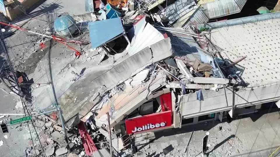 Terremoto nas Filipinas: número de mortos chega a 32; vários prédios foram destruídos