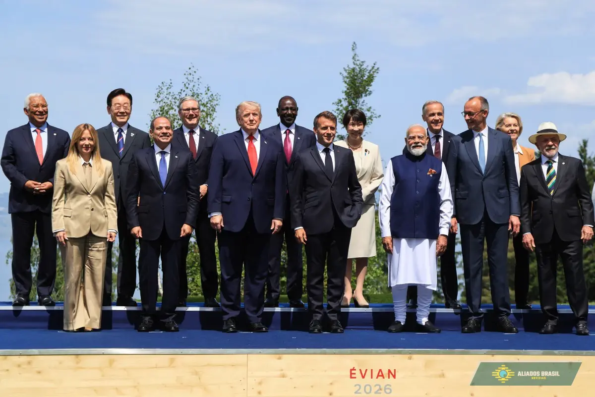 Trump e Lula não interagem durante “foto de família” do G7
