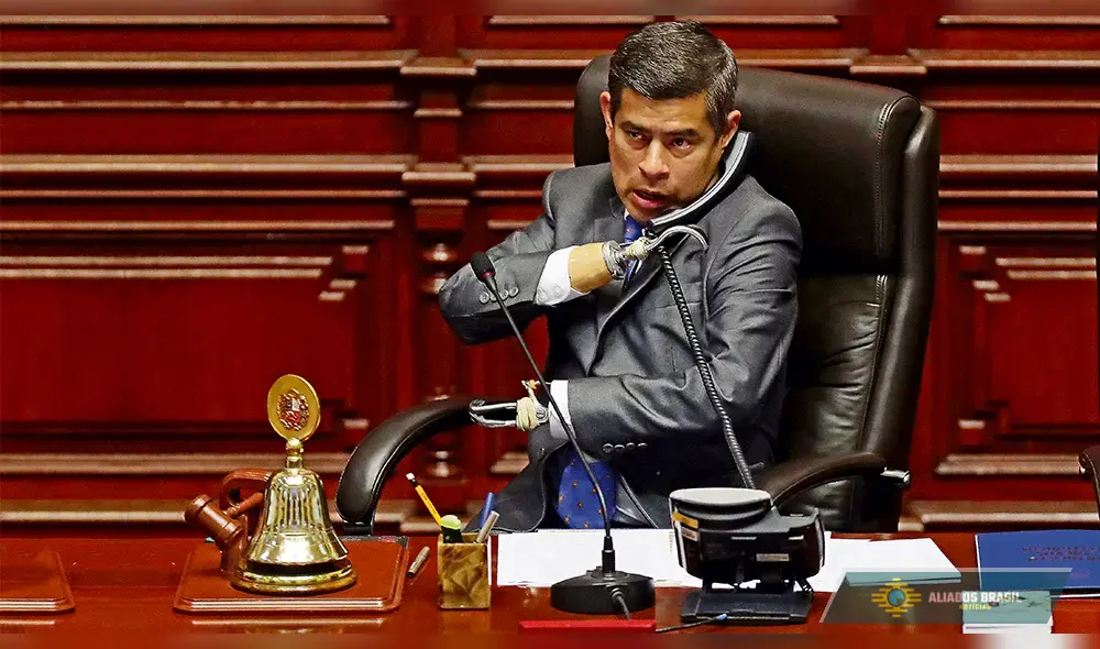 Vice de Keiko Fujimori chama atenção nas redes por próteses em formato de gancho; saiba quem é Luis Galarreta