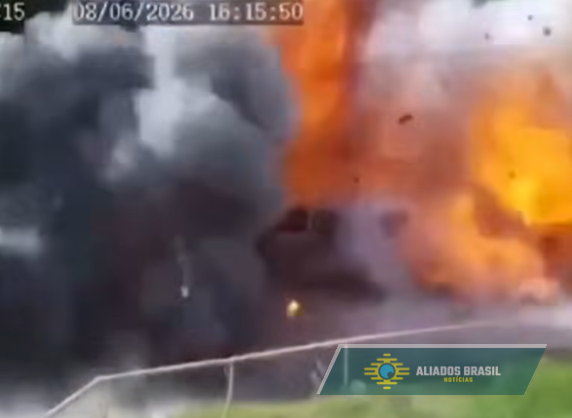 Vídeo: Câmeras de segurança flagram momento de ataque mortal na Ucrânia