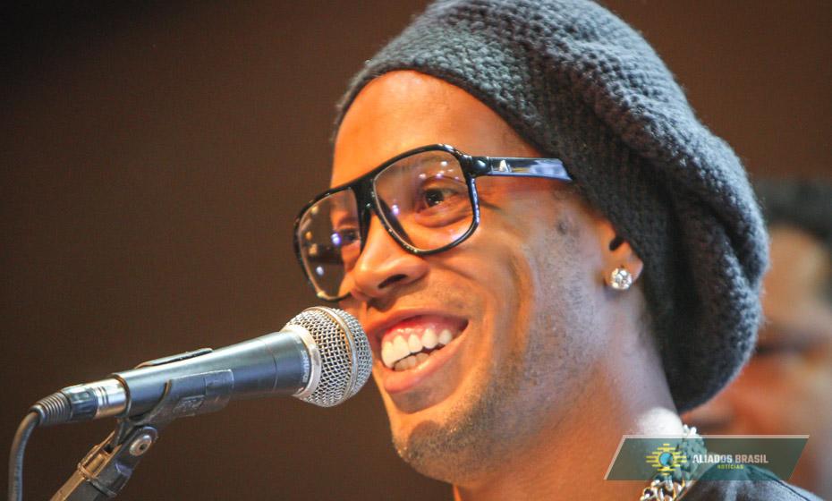Você sabia? Ronaldinho Gaúcho tem 91 músicas registradas e é autor de sucessos do pagode e do trap