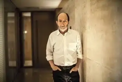 Arminio Fraga alerta para o risco de recessão no Brasil diante do descontrole fiscal