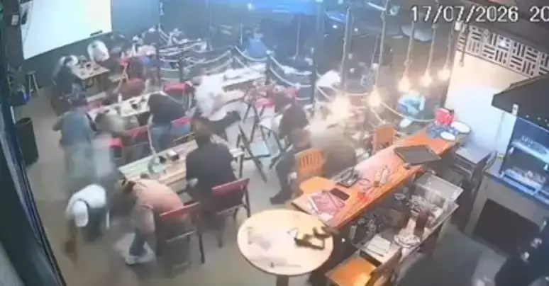 Atentado no Paraná deixa ao menos dois mortos e feridos; veja vídeo 