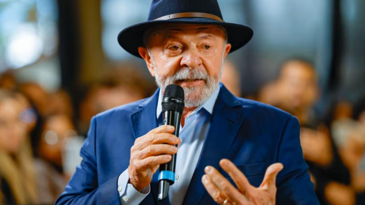 Crusoé: Lula mente ao dizer que mora em São Bernardo desde 1965