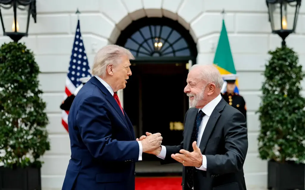 EUA ligam redução do tarifaço a concessões do Brasil