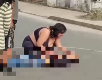 “Fica acordado, amor”: mulher chora ao lado do corpo após matar namorado em Joinville (SC)