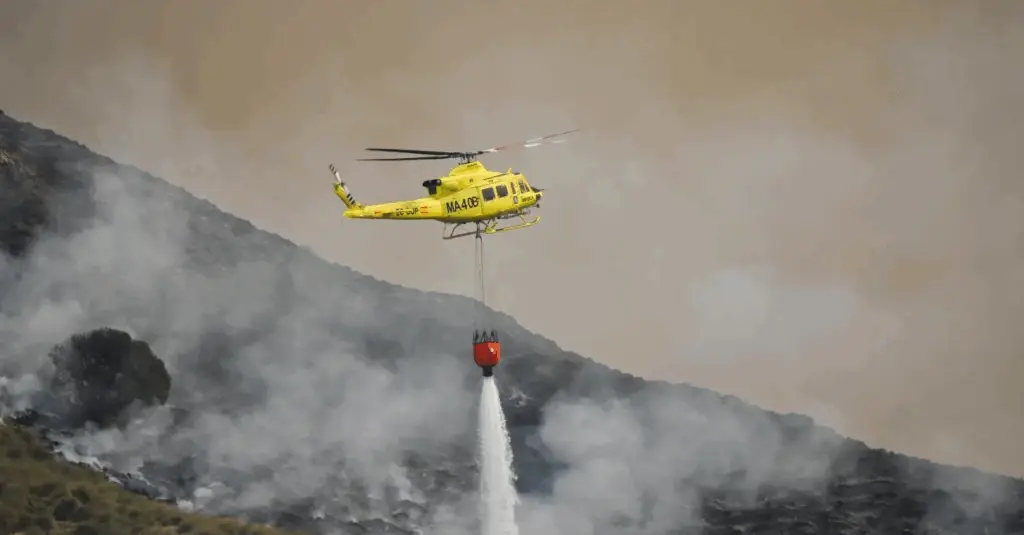 Incêndio florestal mata ao menos 12 pessoas no sul da Espanha
