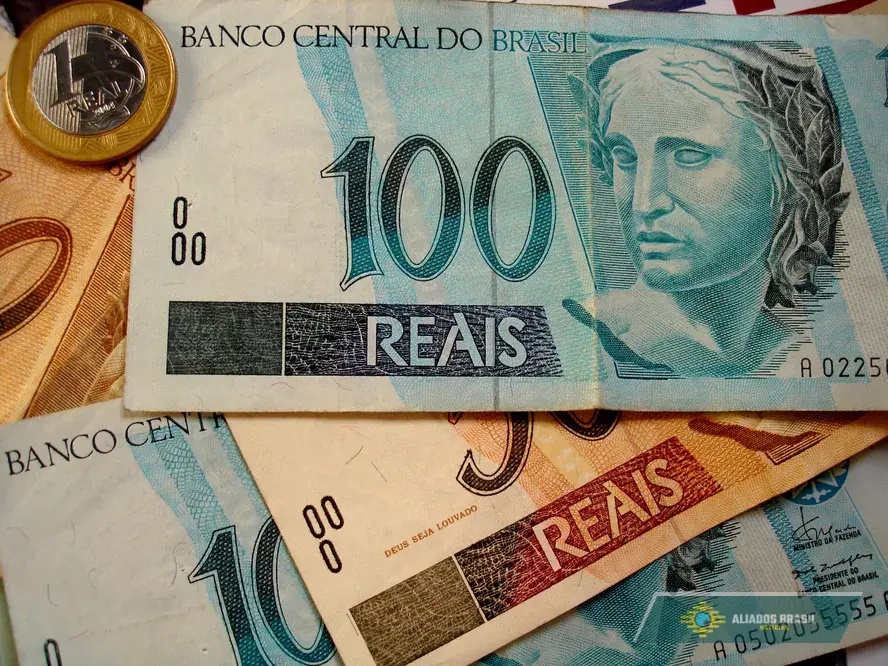 INSS vai pagar 13º salário a novos aposentados e pensionistas em novembro. Confira calendário