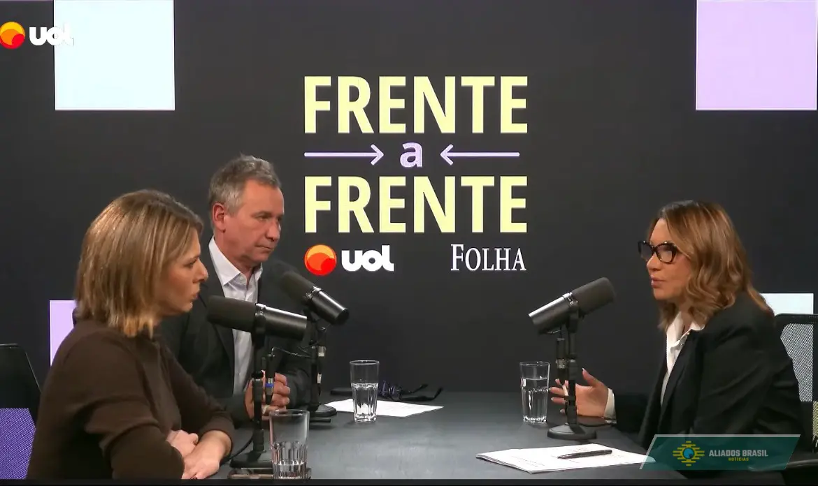 Janja é questionada sobre o que fez em viagens internacionais
