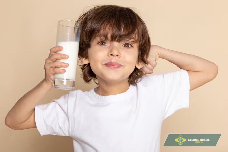 Leite vegetal é igual ao de vaca? Estudo traz resposta que chama atenção