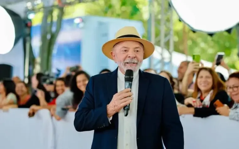 Lula transforma o Palácio da Alvorada em quartel-general de pré-campanha