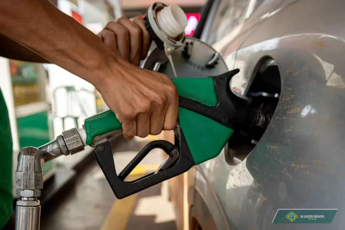 Nova mistura de etanol: especialista explica impactos para motoristas