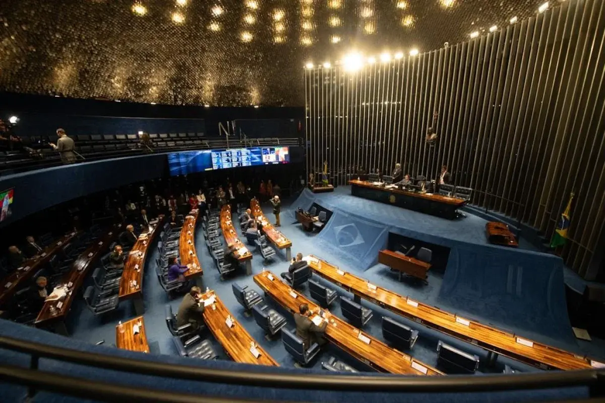  Senado aprova PEC da aposentadoria dos agentes de saúde