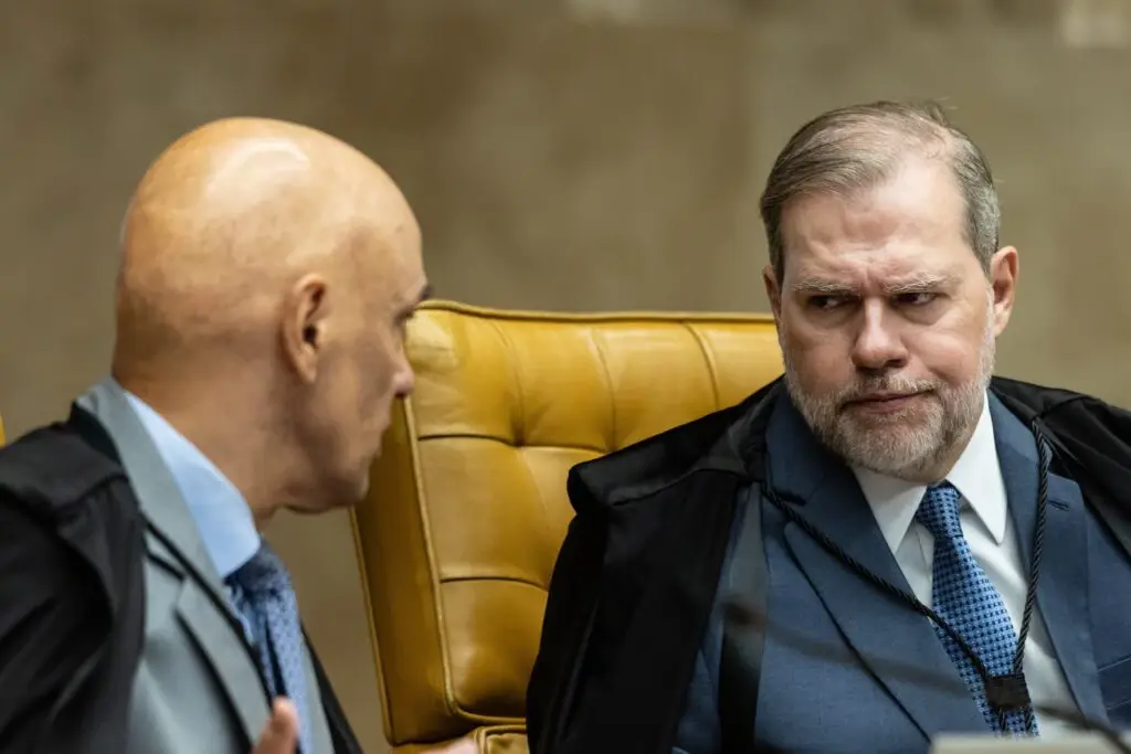 Perito da PF produziu dossiê secreto sobre Moraes e Toffoli