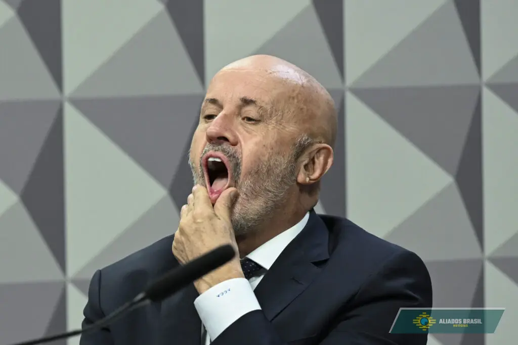 PF volta a apreender carros de luxo do Careca do INSS