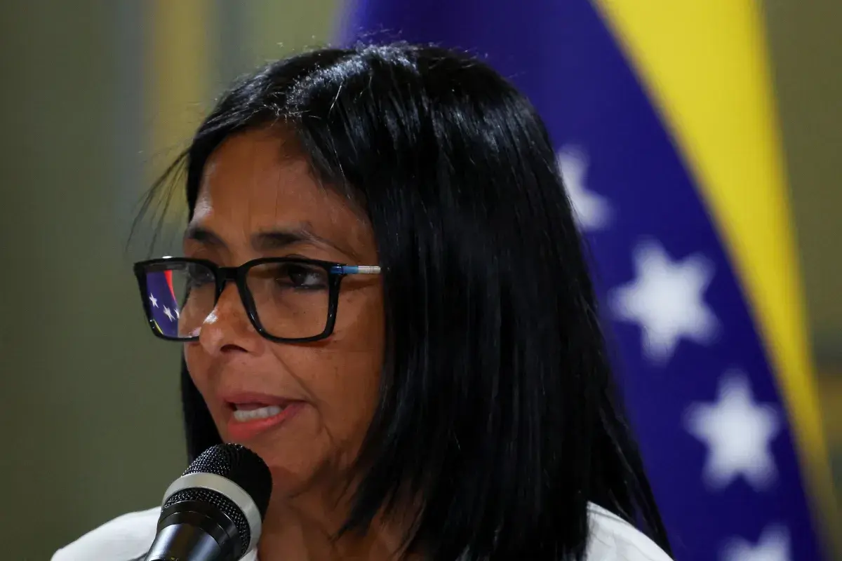 Quase todos os chefes do governo de La Guaira morreram, diz Delcy Rodríguez