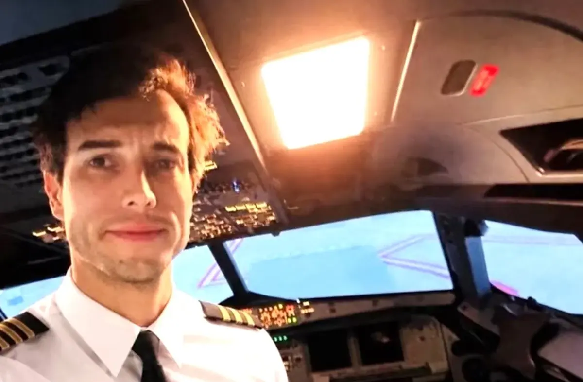 Quem era instrutor que se jogou de voo e deixou aluna sozinha no avião