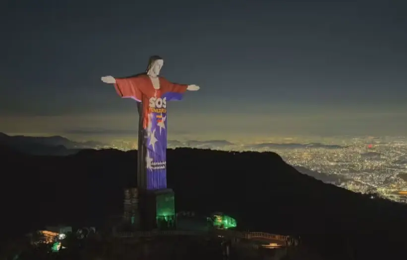 RJ: Cristo Redentor é iluminado com as cores da Venezuela