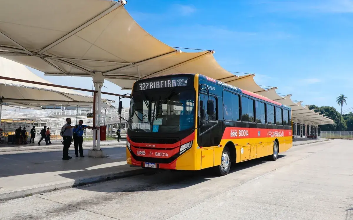 Sindicato decide suspender greve de motoristas de ônibus no Rio