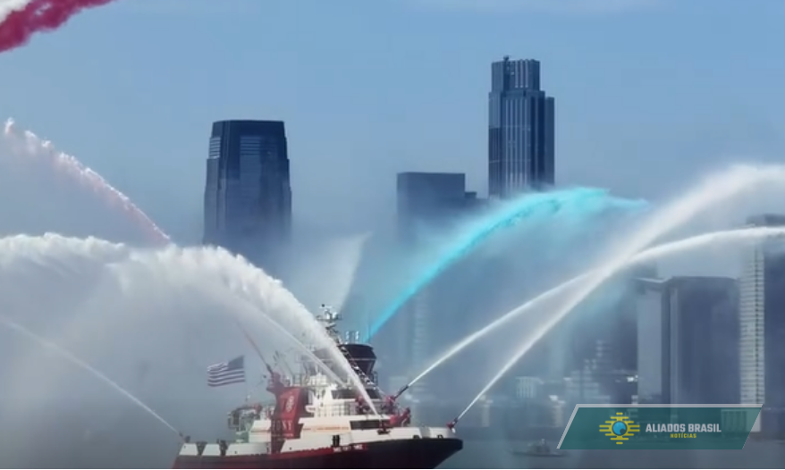 Vídeo mostra maior desfile de navios da história de Nova York pelos 250 anos dos EUA