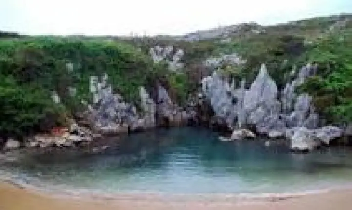 A menor praia do mundo tá longe do mar e intriga cientistas por ter água salgada