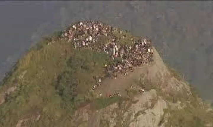 Ação contra o CV no Vidigal tem tiroteio, Av. Niemeyer fechada, e turistas ‘ilhados’ em mirante