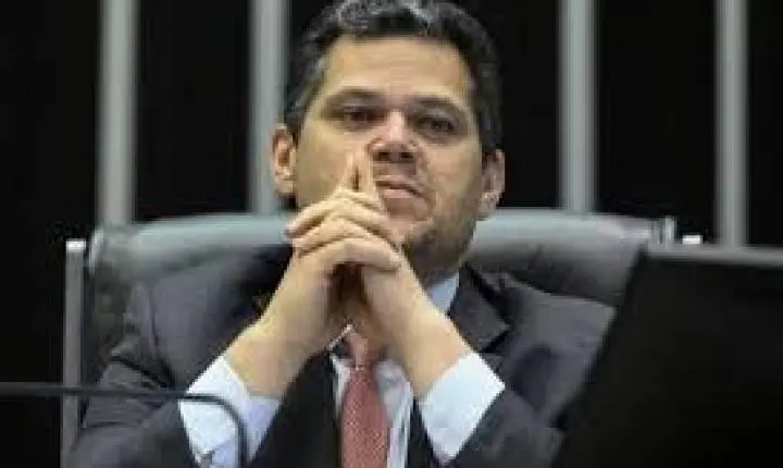 Alcolumbre atuou nos bastidores e travou aprovação de Jorge Messias ao STF