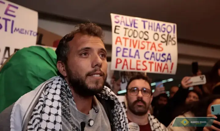 Ativista Thiago Ávila é acusado de “má conduta sexual” em flotilha