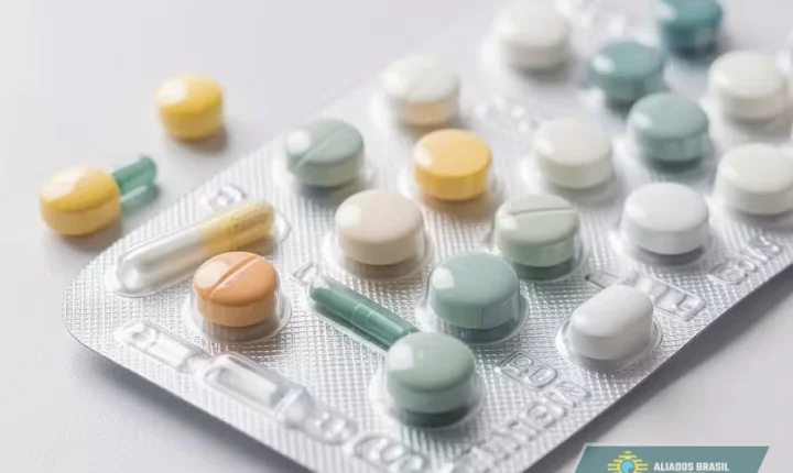 Bolsa não é farmácia: carregar remédios sem necessidade pode mascarar doenças