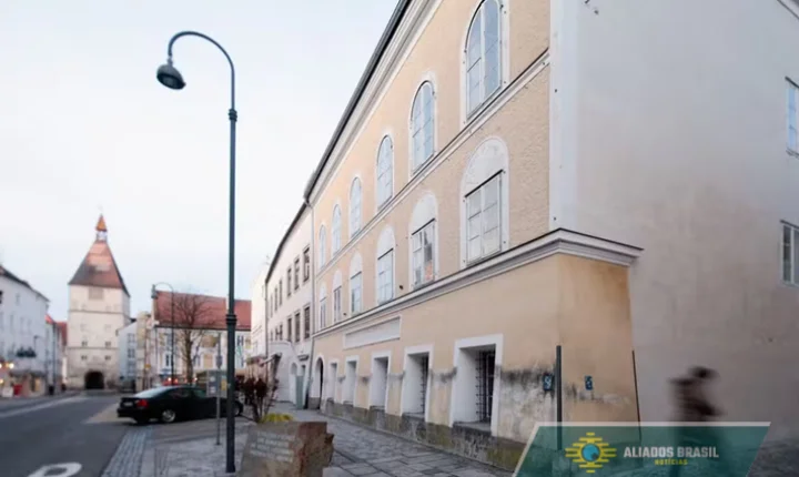 Casa onde Hitler nasceu é convertida em delegacia para combater culto ao nazismo