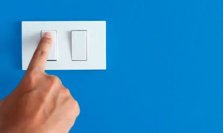Conta de luz alta? Veja 9 dicas simples para economizar energia e gastar menos