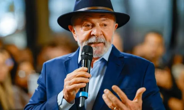 Crusoé: Lula mente ao dizer que mora em São Bernardo desde 1965