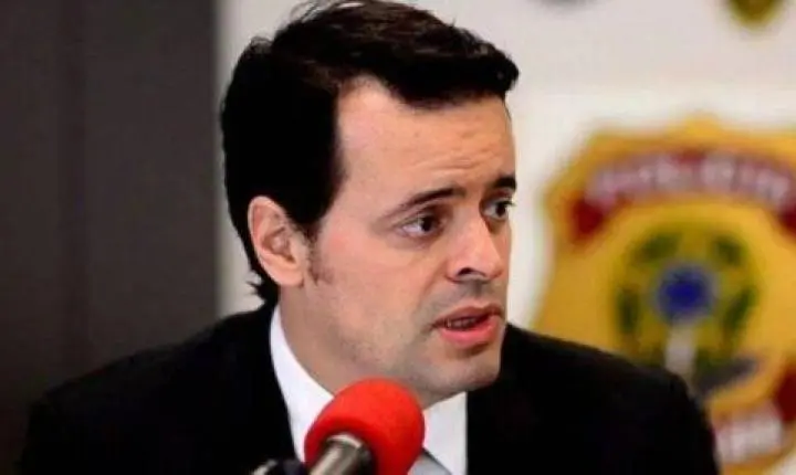 Diplomata nicaraguense denuncia Lula por violar normas internacionais contra Ramagem